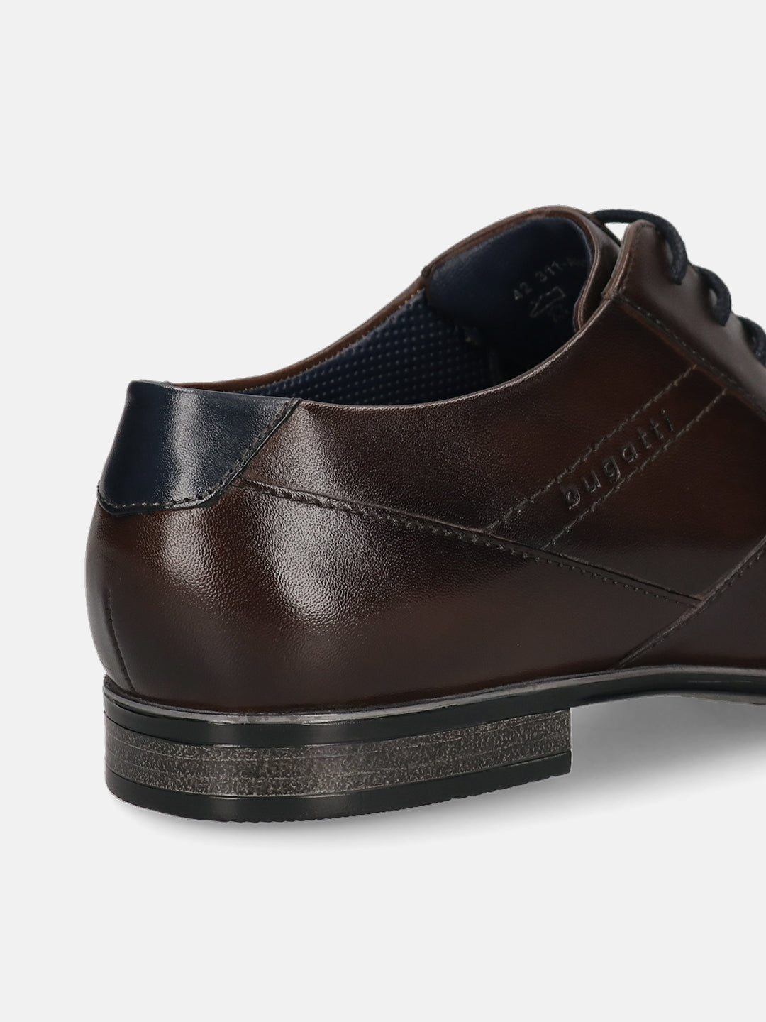 Men's Bugatti derby brown leather shoes with a pointed toe and plain toe featuring a moulded heel , a pvc outsole , and laces fastening.