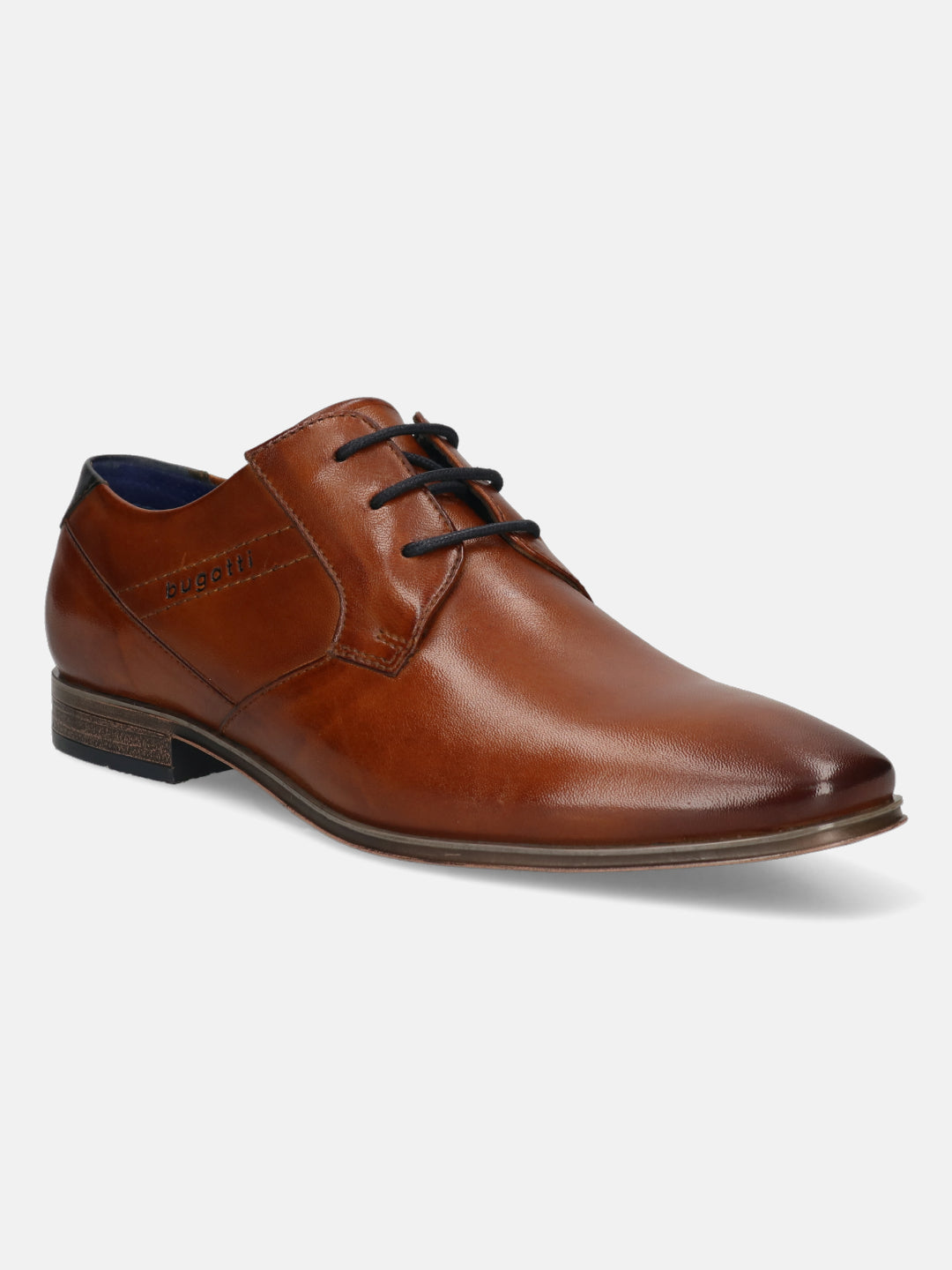 Men's Bugatti derby cognac leather shoes with a pointed toe and plain toe featuring a moulded heel , a pvc outsole , and laces fastening.
