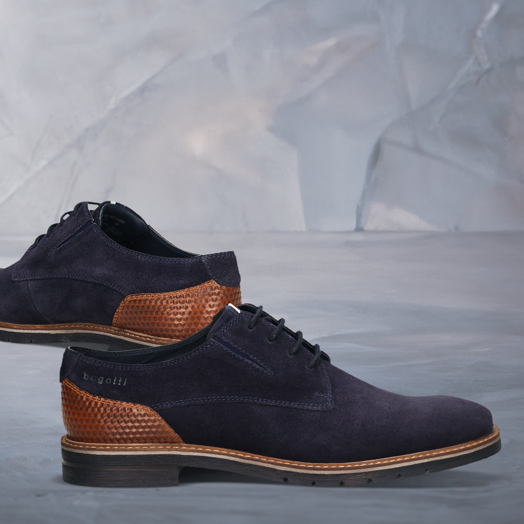 Men's Bugatti derby blue leather shoes with a round toe and plain toe featuring a stacked heel , a tpr outsole , and laces fastening.