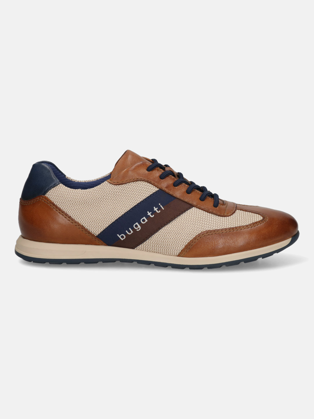 Men's Bugatti leather cognac leather shoes with a round toe , a tpr outsole , and laces fastening.