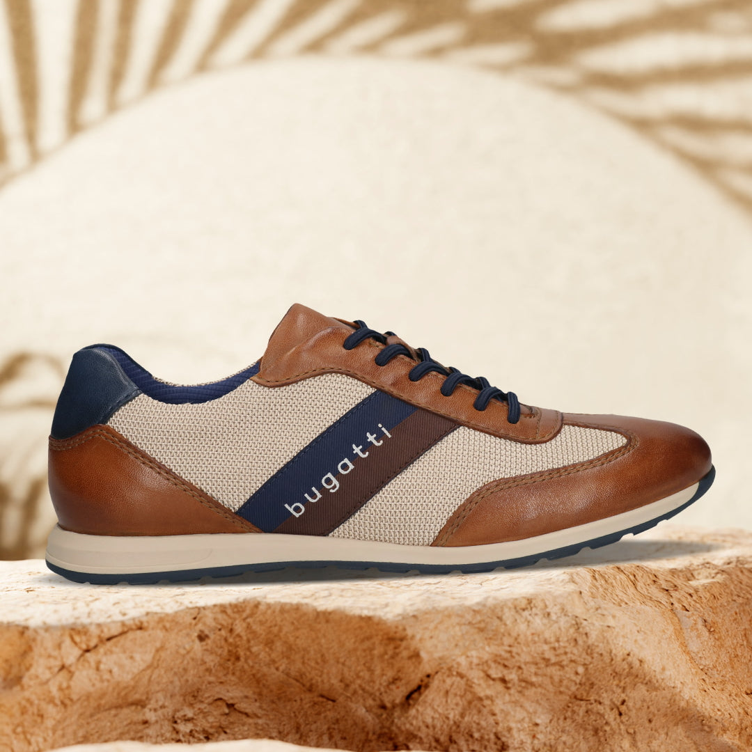 Men's Bugatti leather cognac leather shoes with a round toe , a tpr outsole , and laces fastening.