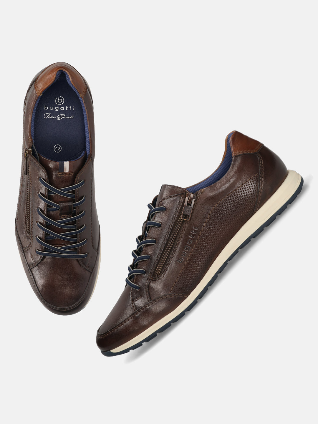 Men's Bugatti leather brown leather shoes with a round toe , a tpr outsole , and laces fastening.