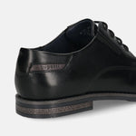 Men's Bugatti derby black leather shoes with a pointed toe and plain toe featuring a moulded heel , a tpr outsole , and laces fastening.