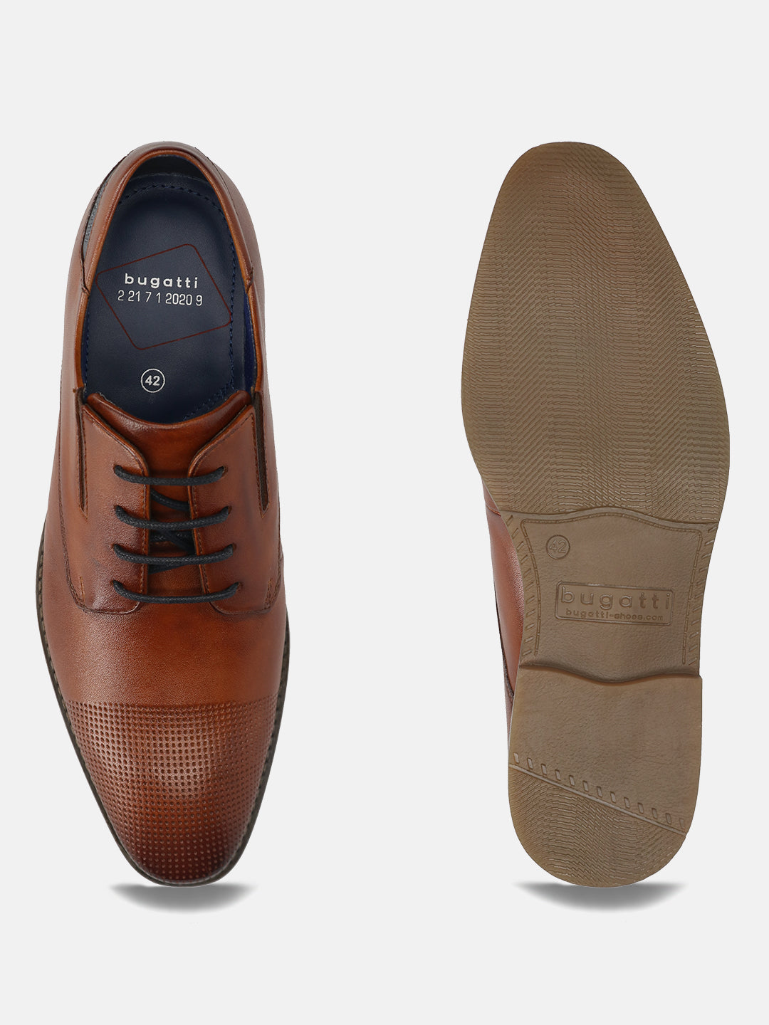 Men's Bugatti derby cognac leather shoes with a pointed toe and plain toe featuring a moulded heel , a tpr outsole , and laces fastening.