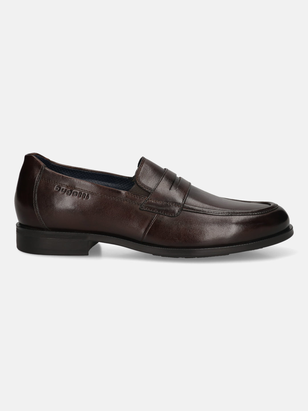 Men's Bugatti penny loafer brown leather shoes with a pointed toe and apron toe featuring a moulded heel , a tpr outsole.