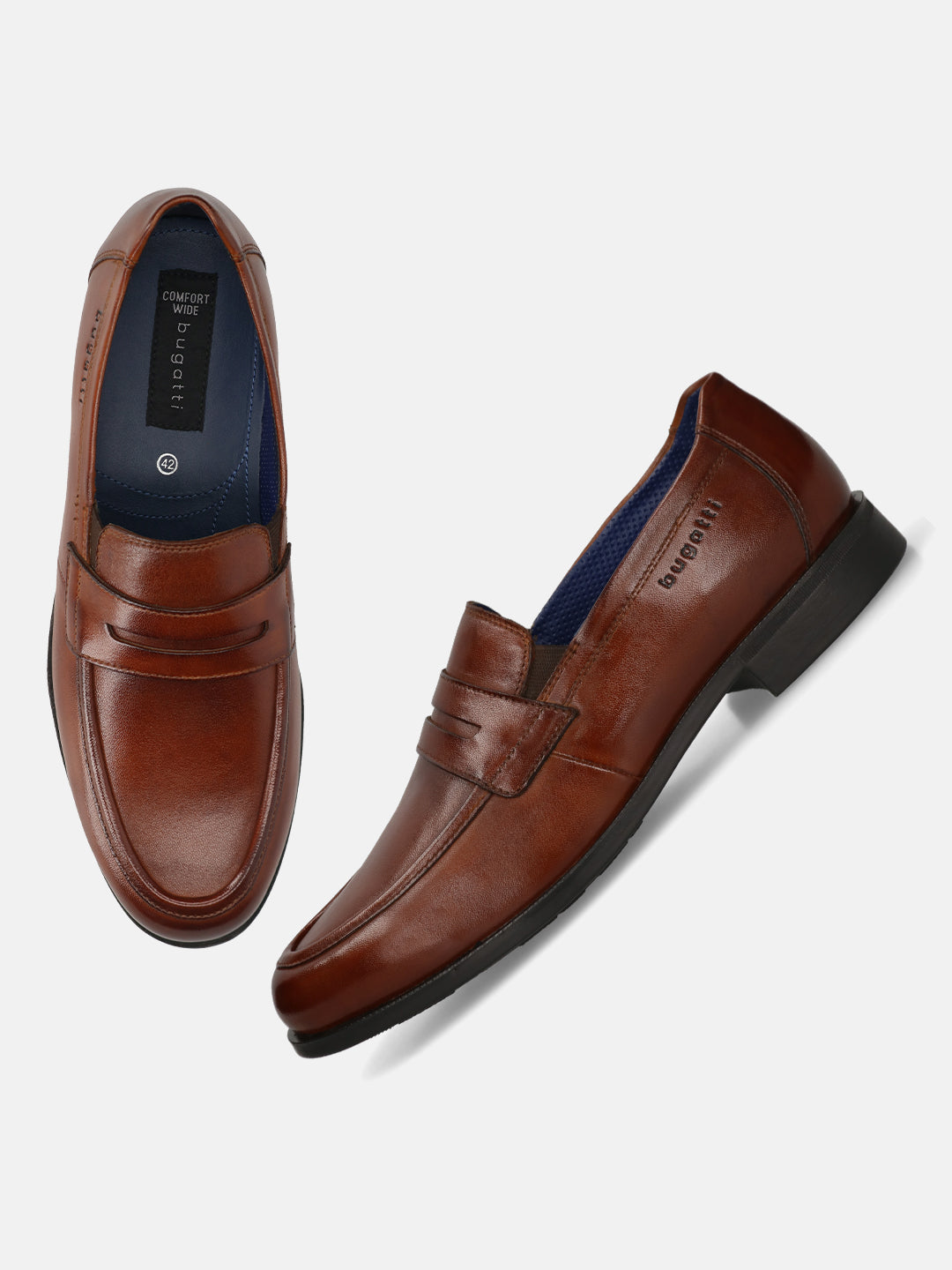 Men's Bugatti penny loafer cognac leather shoes with a pointed toe and apron toe featuring a moulded heel , a tpr outsole.