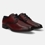 A grey Men's bugatti Derby featuring a pointed toe plain toe, stacked heel. Made from premium genuine leather with a durable tpr outsole, this laces design offers both style and comfort.