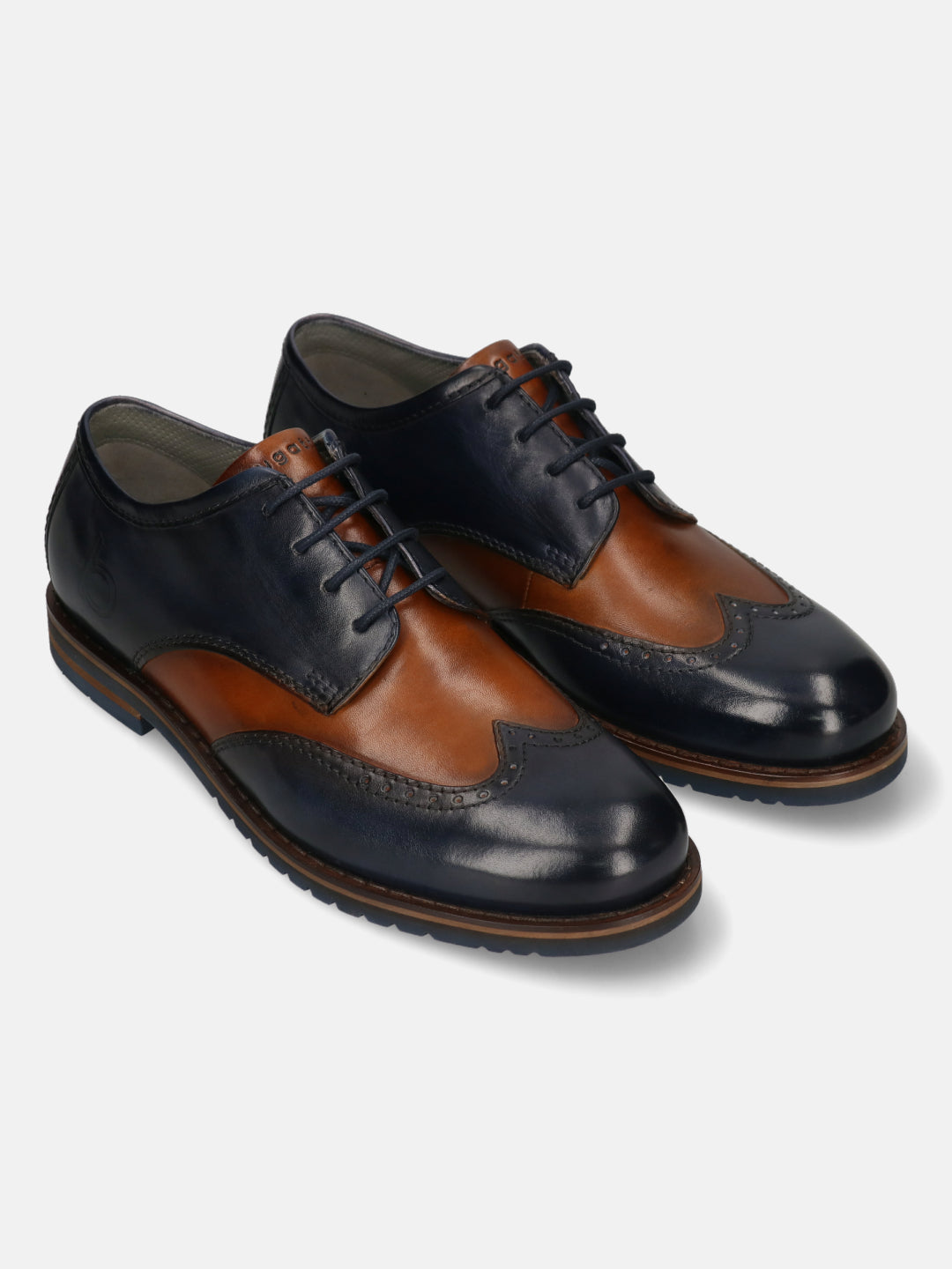 Men's Bugatti derby blue leather shoes with a round toe and wing tip featuring a stacked heel , a eva outsole , and laces fastening.