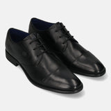 Men's Bugatti derby black leather shoes with a pointed toe and cap toe featuring a moulded heel , a tpr outsole , and laces fastening.