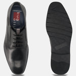 Men's Bugatti derby black leather shoes with a round toe and plain toe featuring a stacked heel , a tpr outsole , and laces fastening.