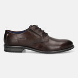 Men's Bugatti derby brown leather shoes with a round toe and plain toe featuring a moulded heel , a tpr outsole , and laces fastening.