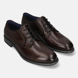 Men's Bugatti derby brown leather shoes with a round toe and plain toe featuring a moulded heel , a tpr outsole , and laces fastening.