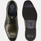 Men's Bugatti derby green leather shoes with a pointed toe and plain toe featuring a stacked heel , a leather outsole , and laces fastening.