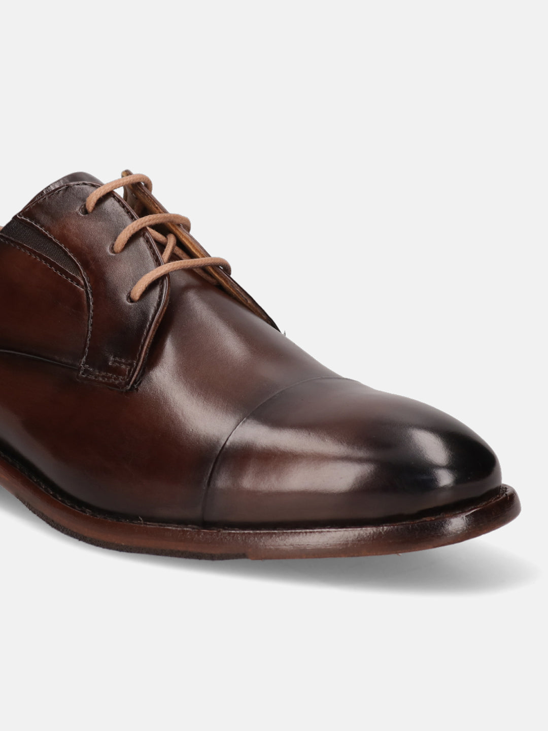 A brown Men's bugatti Derby featuring a round cap toe, stacked heel. Made from premium genuine leather with a durable leather outsole, this laces design offers both style and comfort.