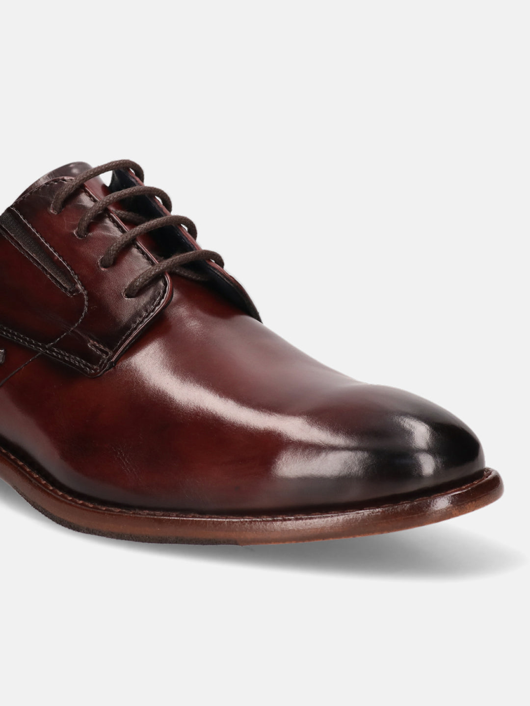 A grey Men's bugatti Derby featuring a round plain toe, stacked heel. Made from premium genuine leather with a durable leather outsole, this laces design offers both style and comfort.