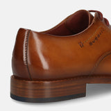 Men's Bugatti derby cognac leather shoes with a pointed toe and plain toe featuring a stacked heel , a leather outsole , and laces fastening.