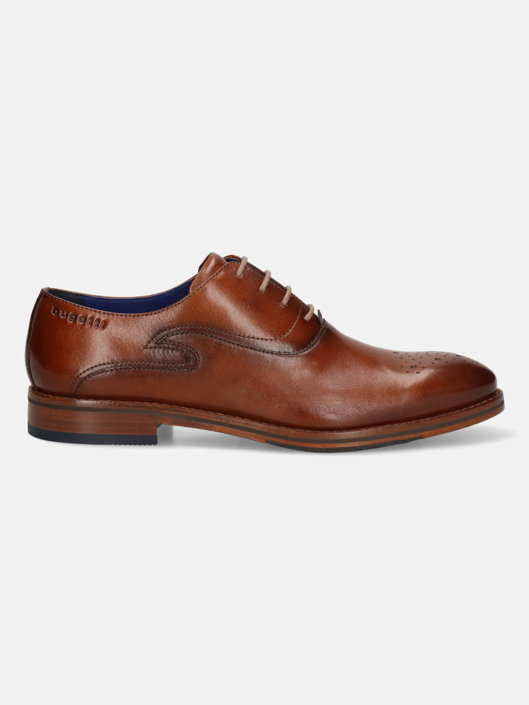 A cognac Men's bugatti Oxford featuring a almond toe medallion toe, stacked heel. Made from premium genuine leather with a durable leather outsole, this laces design offers both style and comfort.