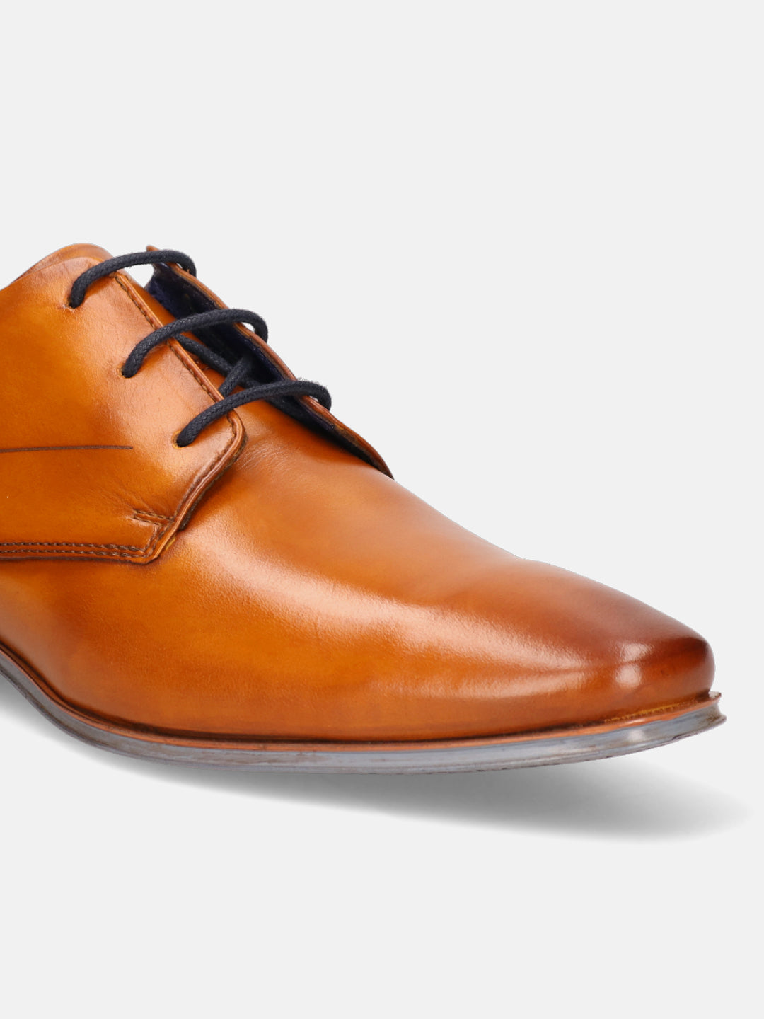 A yellow Men's bugatti Derby featuring a round plain toe, moulded  heel. Made from premium genuine leather with a durable high quality synthetic outsole, this laces design offers both style and comfort.