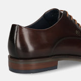 Men's Bugatti derby brown leather shoes with a round toe and plain toe featuring a moulded heel , a tpr outsole , and laces fastening.