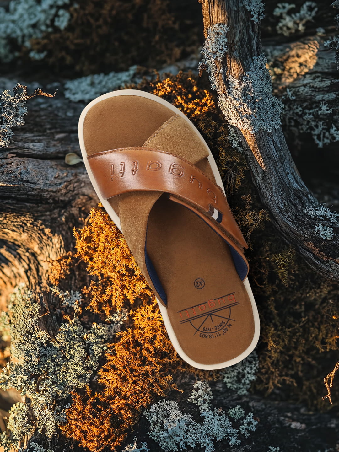 Men's Bugatti cross strap cognac leather shoes with a round toe , a tpr outsole.