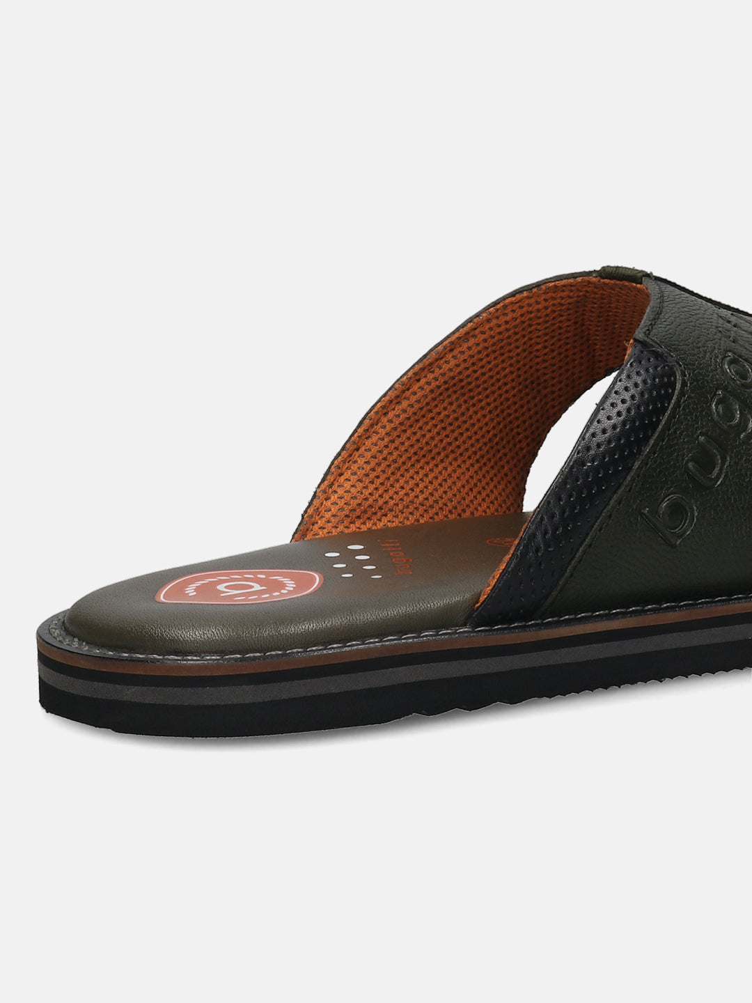 Men's Bugatti thong green leather shoes with a round toe , a eva outsole.