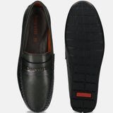 Men's Bugatti drivers green leather shoes with a round toe and apron toe , a tpr outsole.