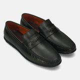 Men's Bugatti drivers green leather shoes with a round toe and apron toe , a tpr outsole.