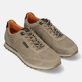 Men's Bugatti leather beige leather shoes with a round toe , a tpr outsole , and laces fastening.