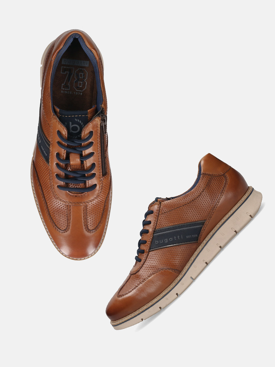 Men's Bugatti leather cognac leather shoes with a round toe , a tpr outsole , and laces fastening.