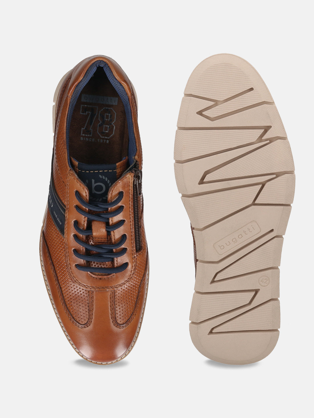 Men's Bugatti leather cognac leather shoes with a round toe , a tpr outsole , and laces fastening.