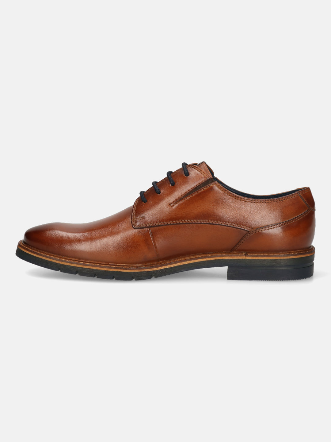 Men's Bugatti derby cognac leather shoes with a round toe and plain toe featuring a stacked heel , a tpr outsole , and laces fastening.