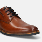 Men's Bugatti derby cognac leather shoes with a round toe and plain toe featuring a stacked heel , a tpr outsole , and laces fastening.