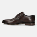 Men's Bugatti derby brown leather shoes with a pointed toe and plain toe featuring a moulded heel , a tpr outsole , and laces fastening.