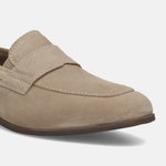 Men's Bugatti penny loafer beige leather shoes with a pointed toe and apron toe featuring a stacked heel , a tpr outsole.