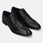 Men's Bugatti derby black leather shoes with a pointed toe and cap toe featuring a moulded heel , a tpr outsole , and laces fastening.