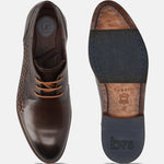 Men's Bugatti derby brown leather shoes with a round toe and plain toe featuring a stacked heel , a leather outsole , and laces fastening.