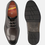 Men's Bugatti derby grey leather shoes with a round toe and plain toe featuring a stacked heel , a tpr outsole , and laces fastening.
