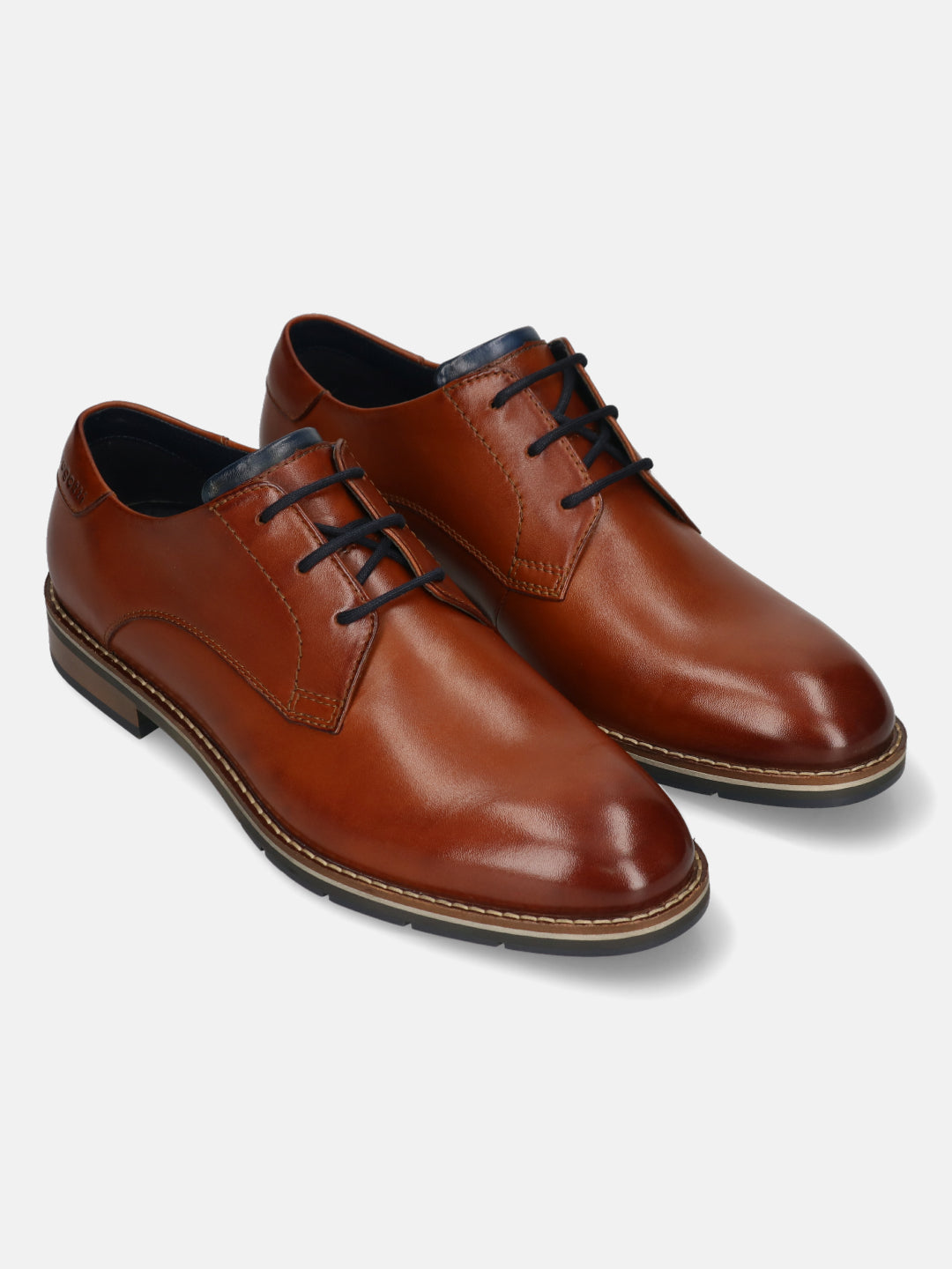 Men's Bugatti derby cognac leather shoes with a round toe and plain toe featuring a stacked heel , a tpr outsole , and laces fastening.