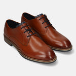 Men's Bugatti derby cognac leather shoes with a round toe and plain toe featuring a stacked heel , a tpr outsole , and laces fastening.