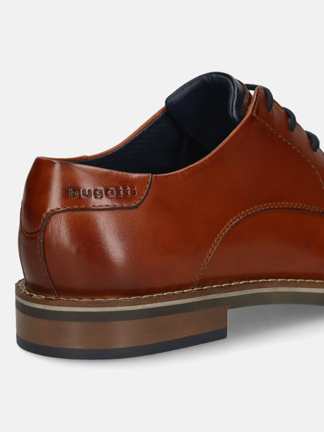 Men's Bugatti derby cognac leather shoes with a round toe and plain toe featuring a stacked heel , a tpr outsole , and laces fastening.