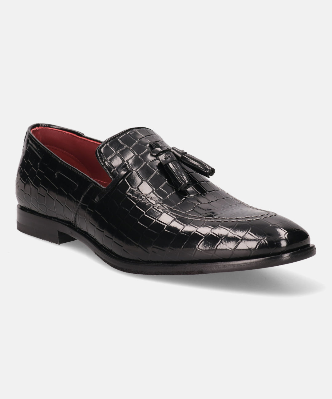 A black Men's bugatti Tassel Loafers featuring a round toe plain toe, stacked heel. Made from premium genuine leather with a durable leather outsole, this slip-on design offers both style and comfort.