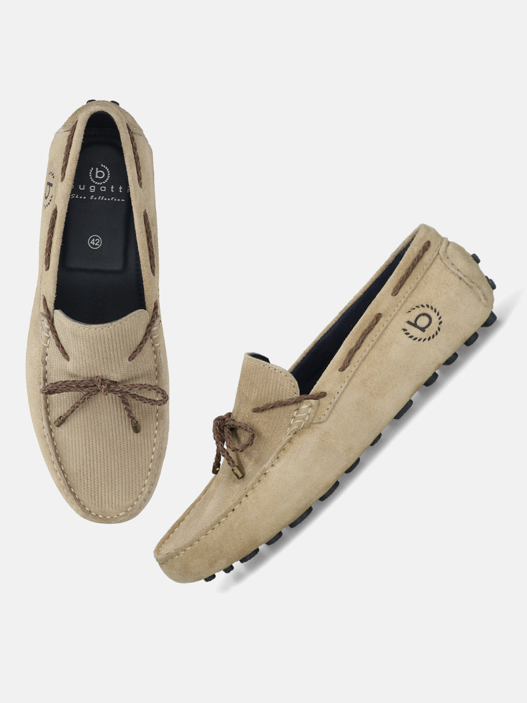 Men's Bugatti drivers beige leather shoes with a round toe and apron toe , a tpr outsole.