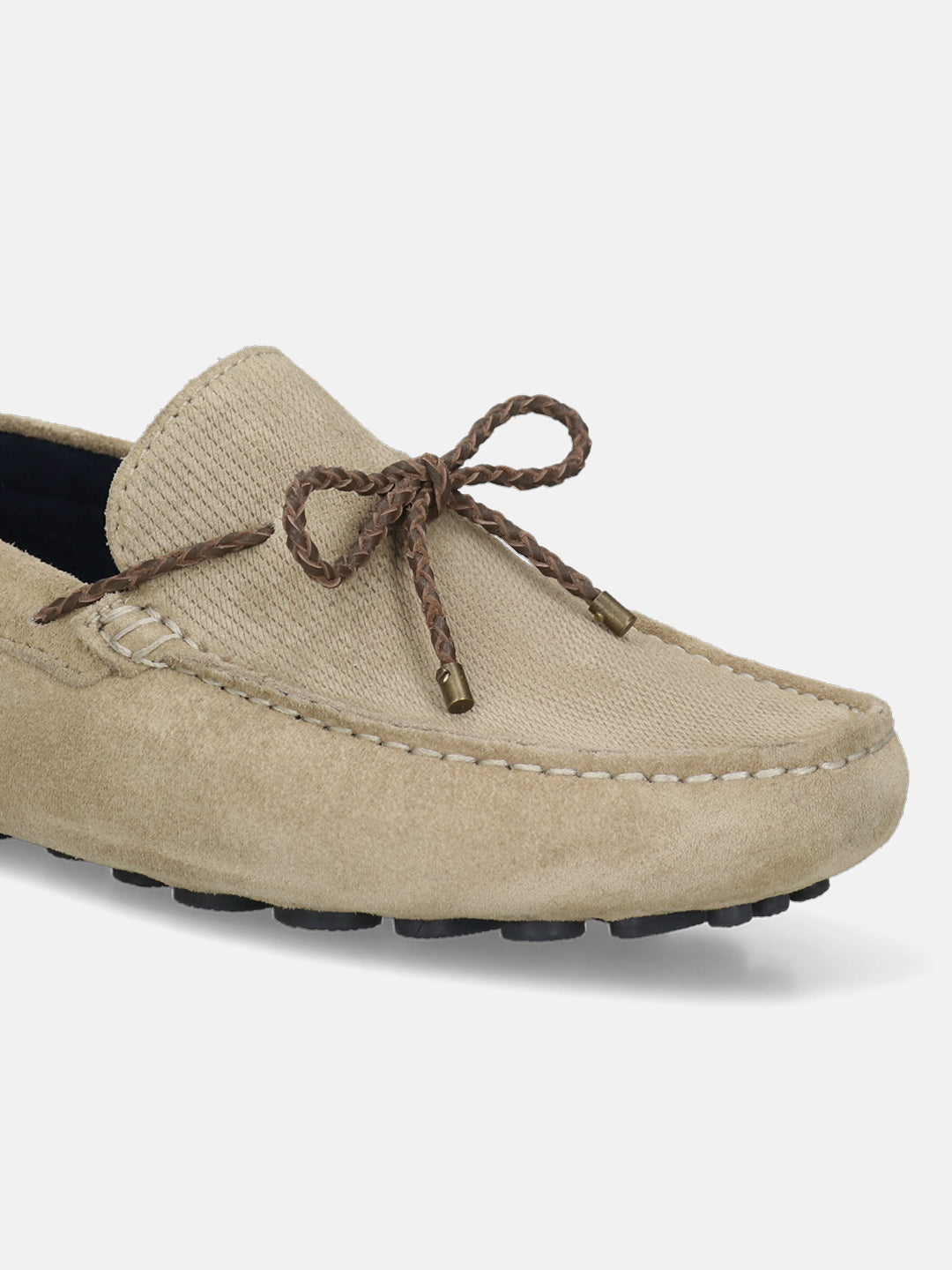 Men's Bugatti drivers beige leather shoes with a round toe and apron toe , a tpr outsole.