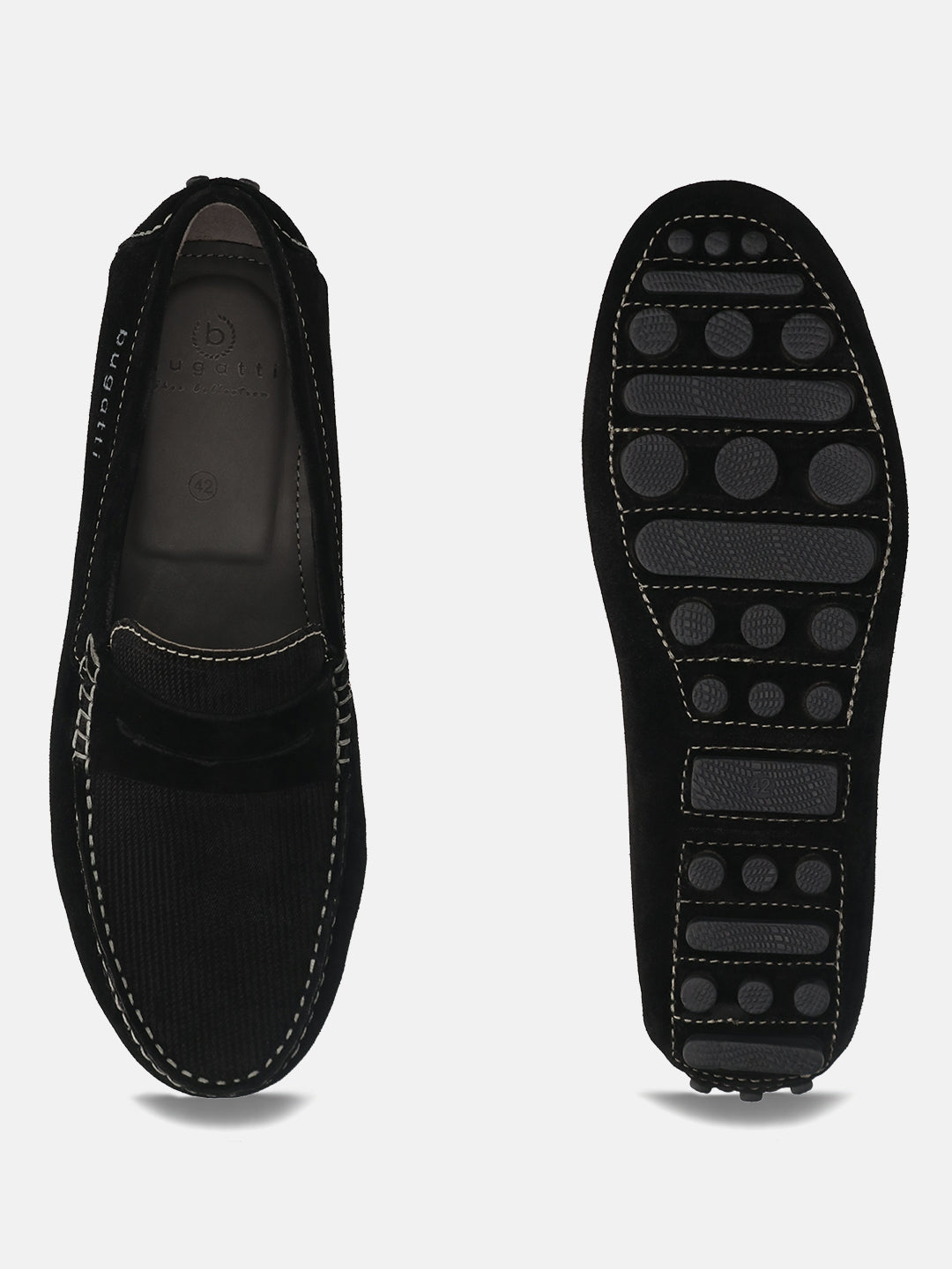 Men's Bugatti drivers black leather shoes with a round toe and apron toe , a tpr outsole.