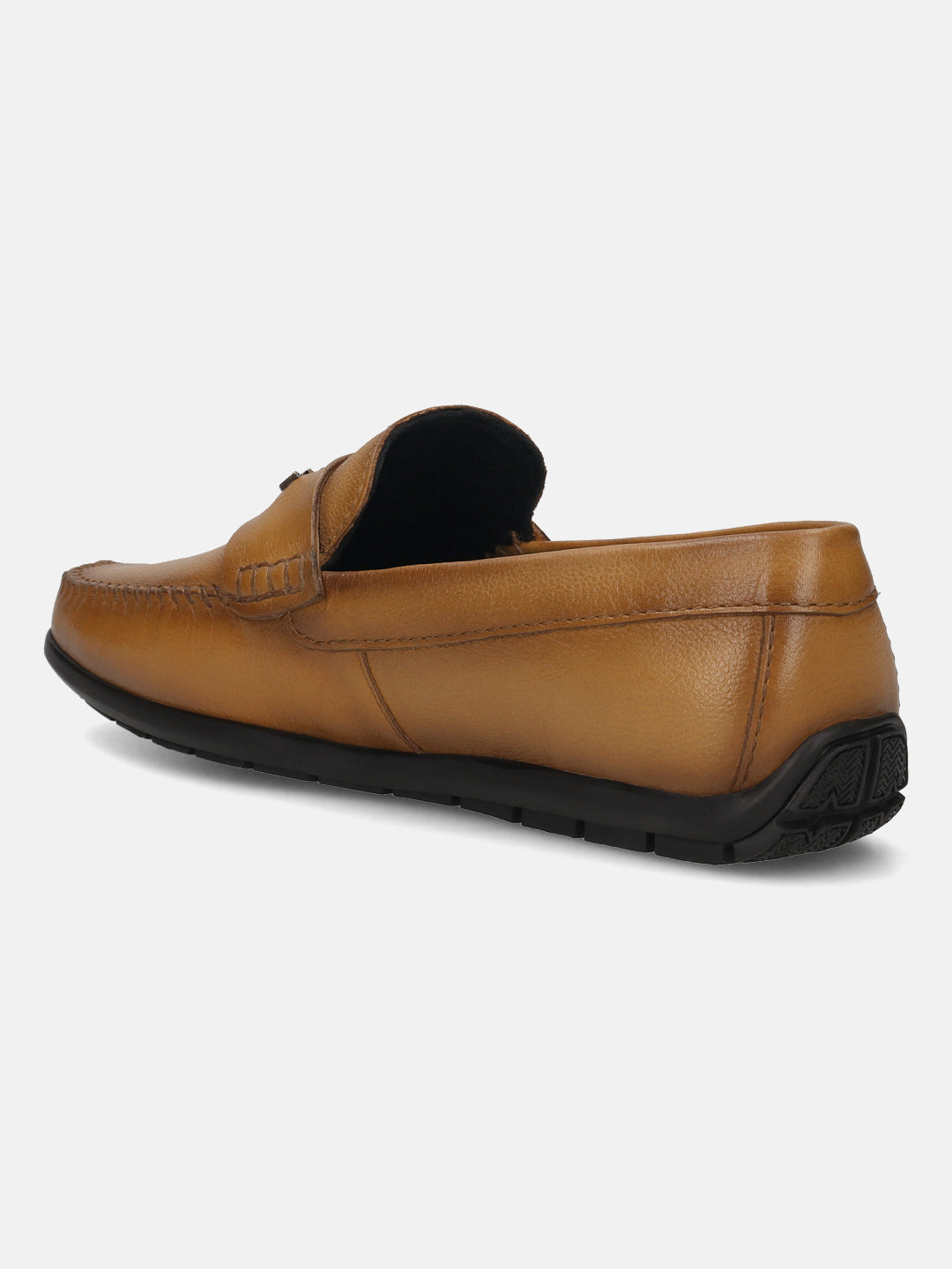 Men's Bugatti drivers yellow leather shoes with a round toe and apron toe , a tpr outsole.