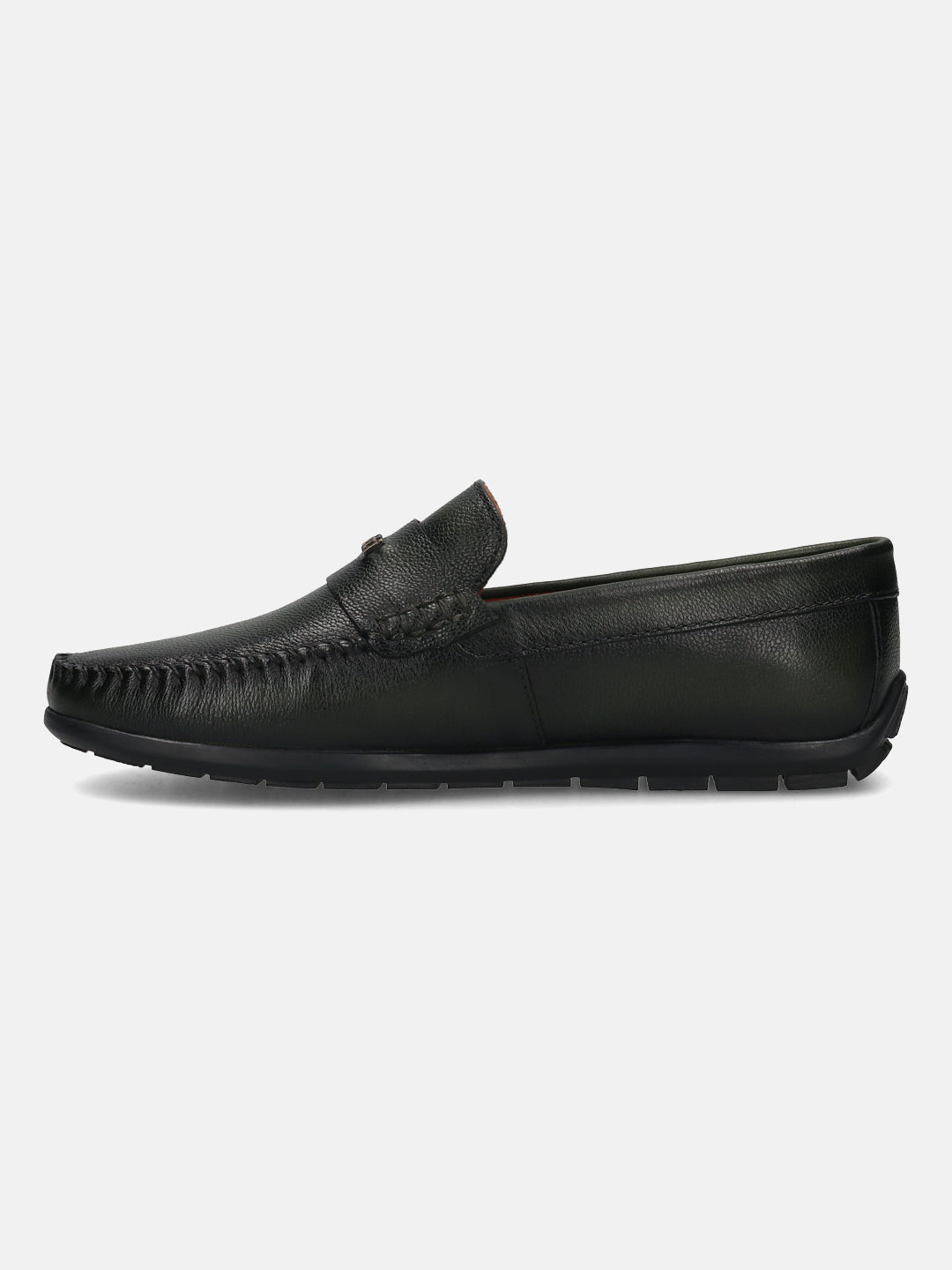 Men's Bugatti drivers green leather shoes with a round toe and apron toe , a tpr outsole.