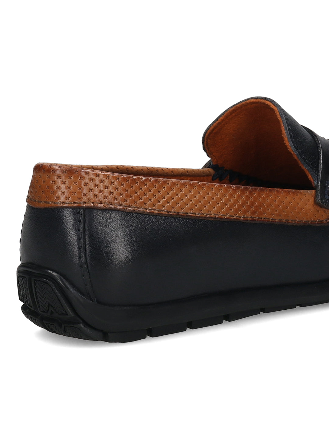 Men's Bugatti drivers blue leather shoes with a round toe and apron toe , a tpr outsole.