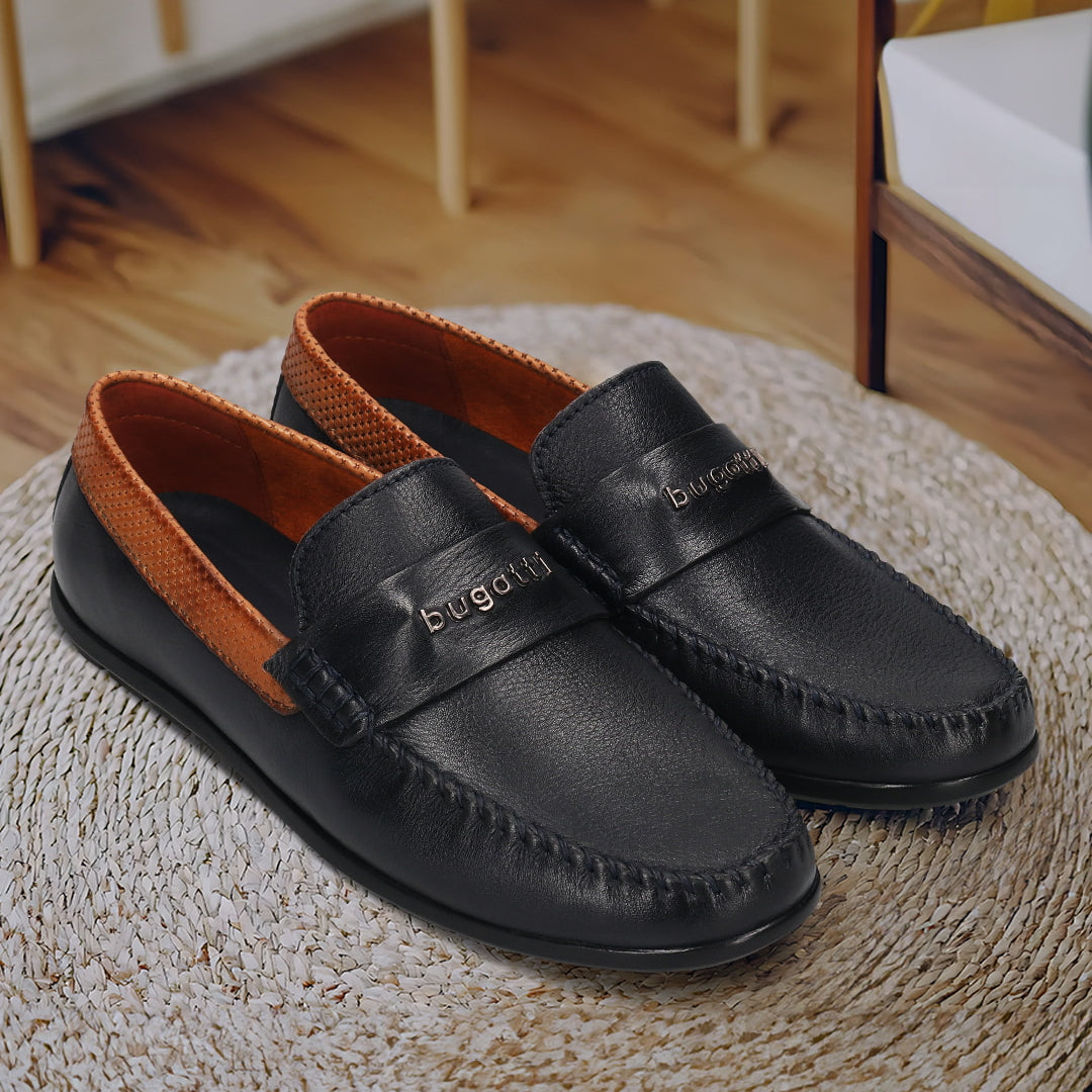 Men's Bugatti drivers blue leather shoes with a round toe and apron toe , a tpr outsole.