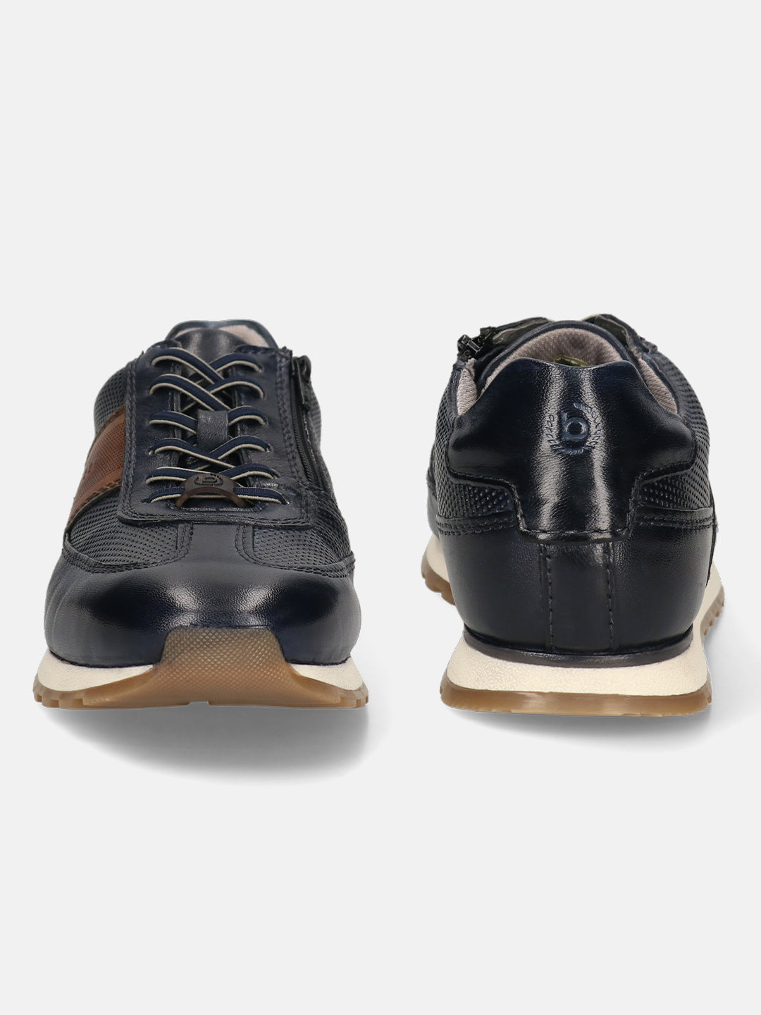 Men's Bugatti leather blue leather shoes with a round toe , a tpr outsole , and laces fastening.