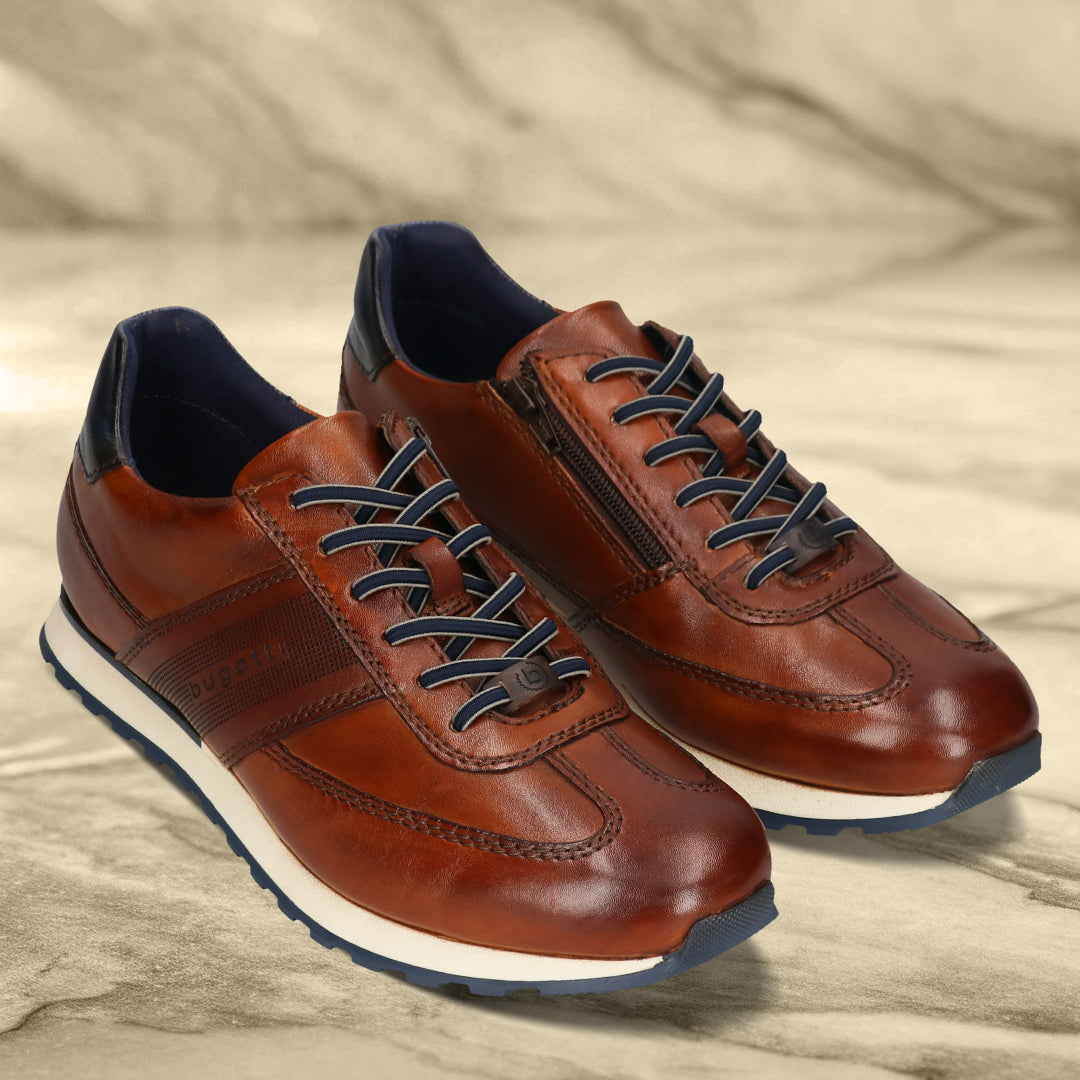 Men's Bugatti leather cognac leather shoes with a round toe , a tpr outsole , and laces fastening.